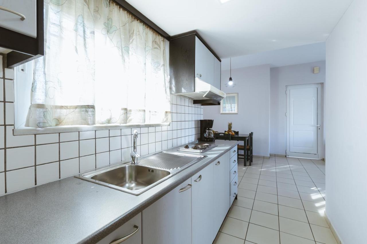 Gelina Apartments Platanias  Exterior photo